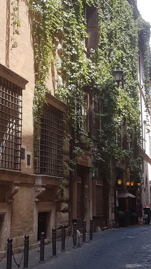 Simona Vicino A Piazza Navona Casa vacanze Roma
